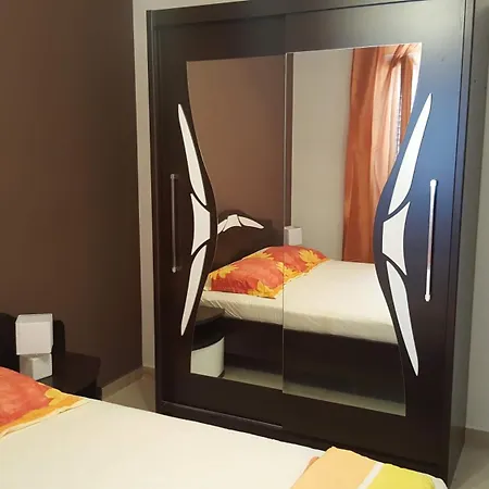 Apartment Orloj Primošten Esterno foto
